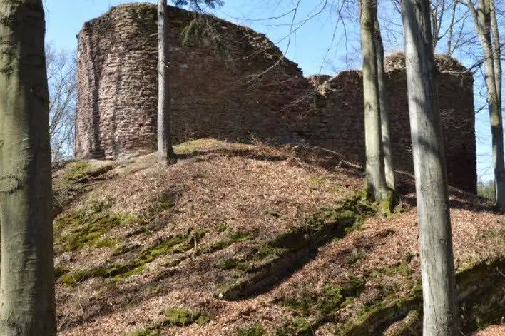 Zřícenina Hradu Rechenburk, Czech Republic (Czechia)